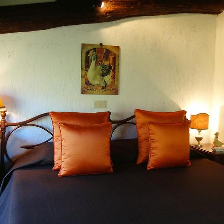 Bed and Breakfast Casa Matilde Mommio Habitación foto
